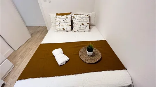 Rooms in Valencia L'Eixample - photo 5