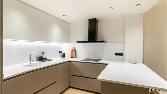 Apartments in Barcelona Les Corts - photo 10