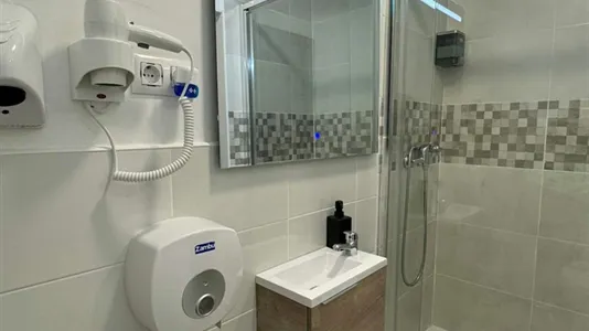 Apartments in Madrid Centro - photo 4