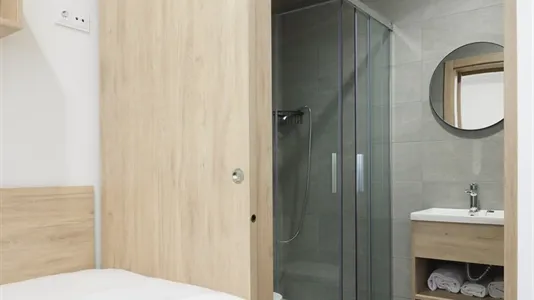Rooms in Bilbao - photo 7