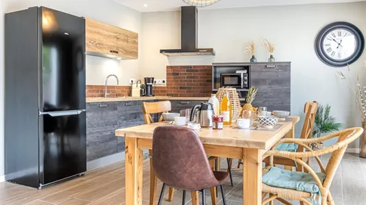 Houses in Toulon - photo 9