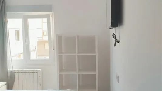 Rooms in Oviedo - photo 7