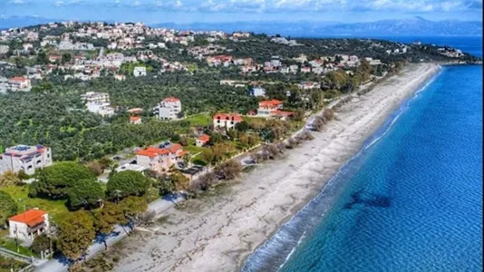 Apartments in East Mani - photo 10