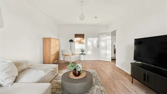 Apartments in Berlin Neukölln - photo 4