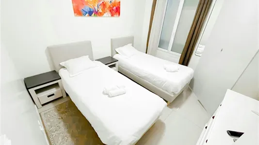 Apartments in L'Haÿ-les-Roses - photo 3