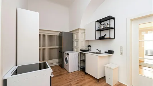 Rooms in Berlin Mitte - photo 9