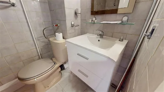 Apartments in Bordeaux - photo 9