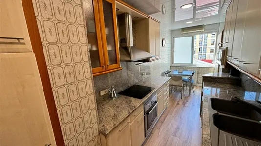 Rooms in Barcelona Eixample - photo 9