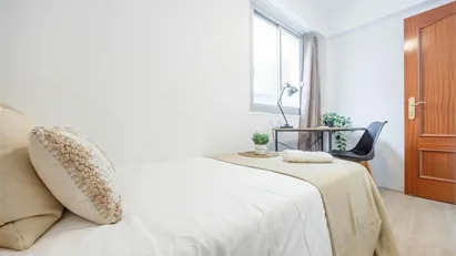 Room for rent in el Camí de Vera, Comunidad Valenciana