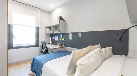 Rooms in Enramadilla - photo 3