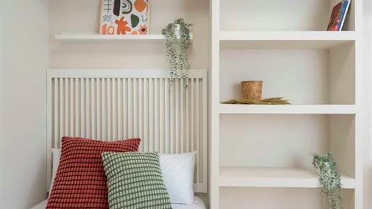 Rooms in Madrid Chamartín - photo 9