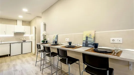 Rooms in Madrid Puente de Vallecas - photo 8