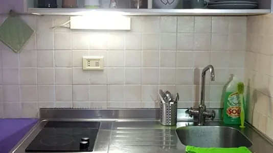 Rooms in Napoli Municipalità 2 - photo 4