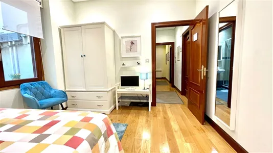Rooms in Bilbao - photo 6