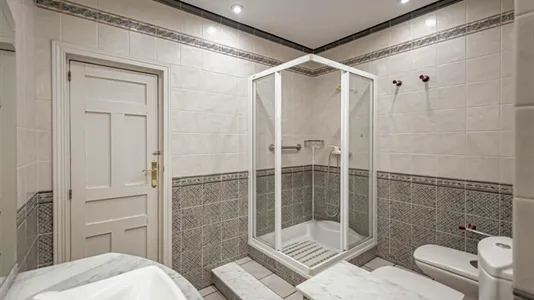 Rooms in Alcalá de Henares - photo 10