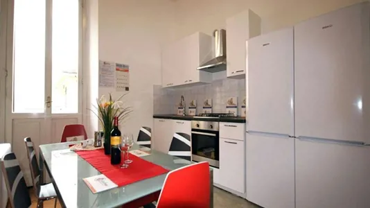 Rooms in Milano Zona 5 - Vigentino, Chiaravalle, Gratosoglio - photo 2