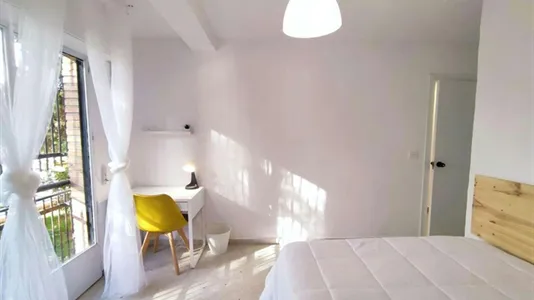 Rooms in Granada - photo 4