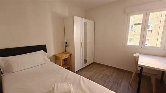 Rooms in Madrid San Blas - photo 2