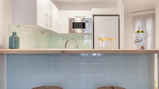 Apartments in Barcelona Ciutat Vella - photo 8