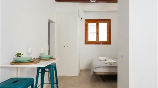 Apartments in Barcelona Ciutat Vella - photo 6