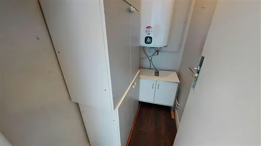 Rooms in Lyon - photo 9