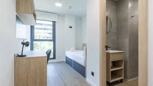 Rooms in Getafe - photo 1