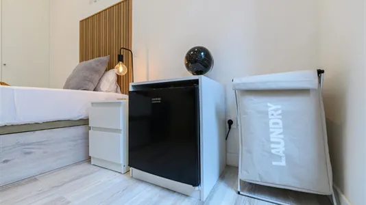 Rooms in Madrid Chamberí - photo 10