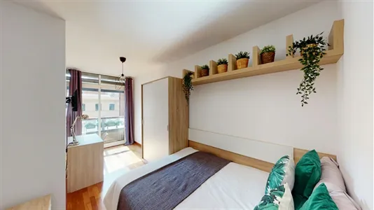 Rooms in Barcelona Eixample - photo 6