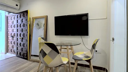 Apartments in Madrid Centro - photo 5