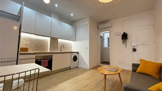 Apartments in Barcelona Sants-Montjuïc - photo 2