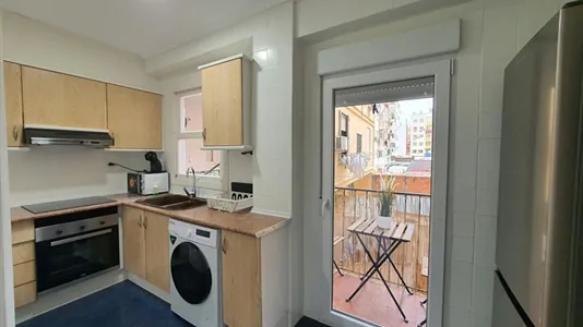 Apartments in Valencia Extramurs - photo 3