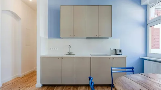 Apartments in Berlin Neukölln - photo 4