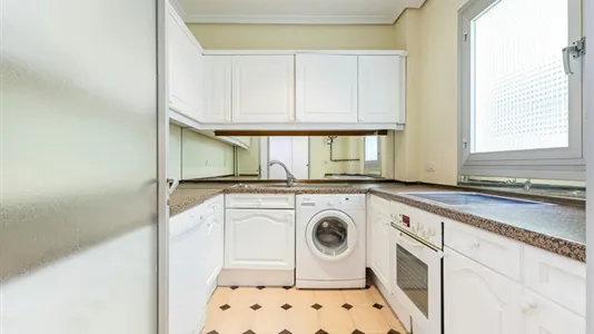 Rooms in Madrid Salamanca - photo 10