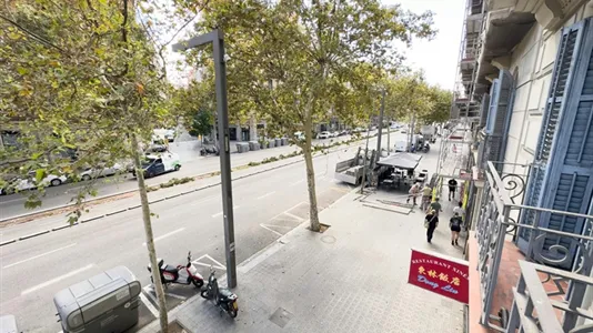 Apartments in Barcelona Eixample - photo 8