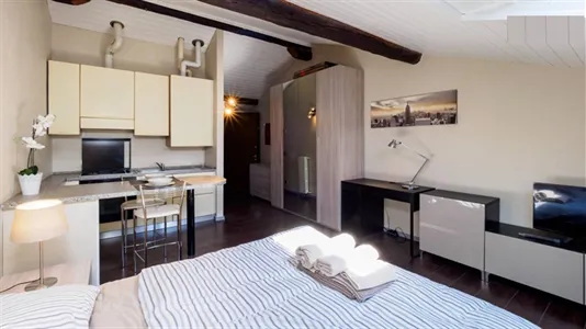 Apartments in Milano Zona 8 - Fiera, Gallaratese, Quarto Oggiaro - photo 9