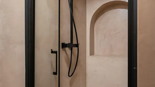 Rooms in Paris 20ème arrondissement - photo 10