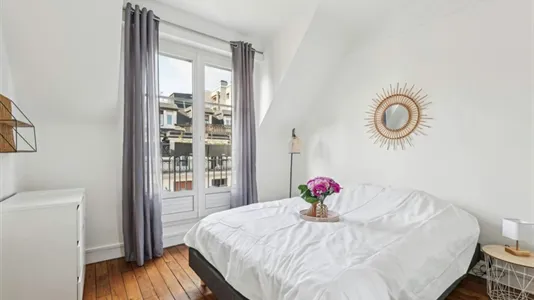 Apartments in Paris 15ème arrondissement - photo 9