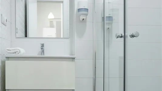 Apartments in Valencia Ciutat Vella - photo 5