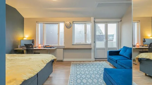 Rooms in Location is not specified - photo 1