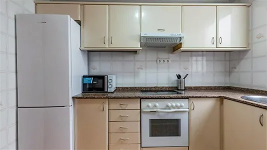 Rooms in Tavernes Blanques - photo 8