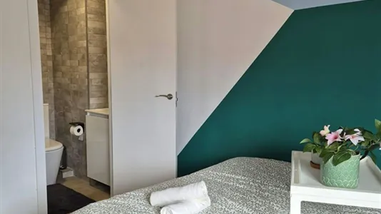 Rooms in la Punta - photo 3