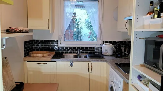 Apartments in Paris 20ème arrondissement - photo 4