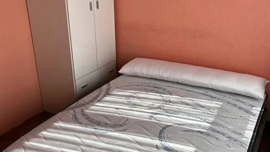 Rooms in Bilbao - photo 1