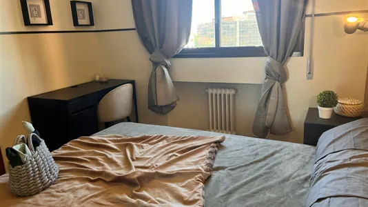 Rooms in Madrid Retiro - photo 9