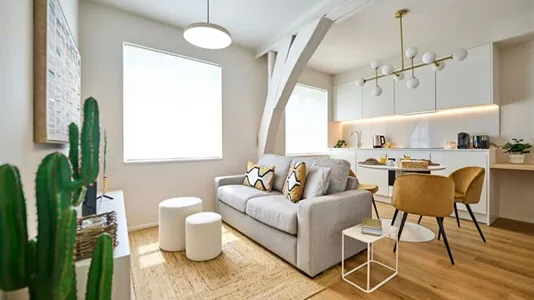 Apartments in Stad Brussel - photo 2