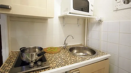 Apartments in Lyon - photo 7