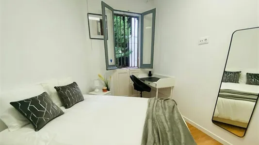 Rooms in Madrid Chamberí - photo 9