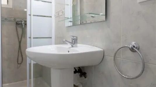 Rooms in Valencia Algirós - photo 9