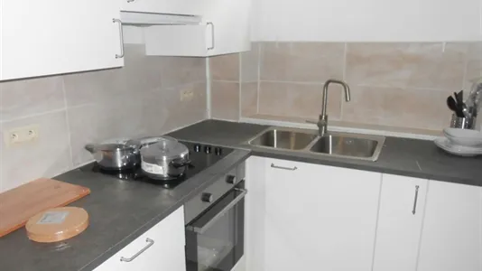 Rooms in Brussels Sint-Joost-ten-Node - photo 6