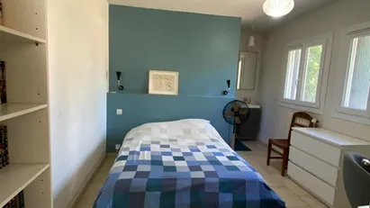 Room for rent in Toulon, Provence-Alpes-Côte d'Azur